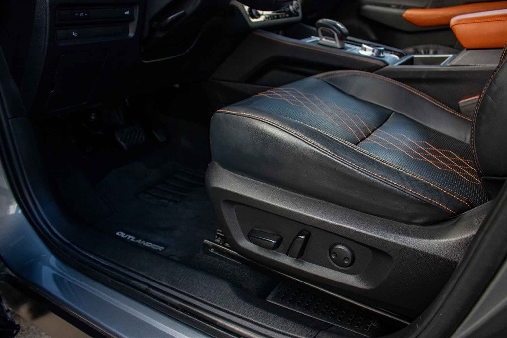 Used Car 2022 Mitsubishi Outlander  Sel For Sale Under $30,000 In San Marcos, Texas