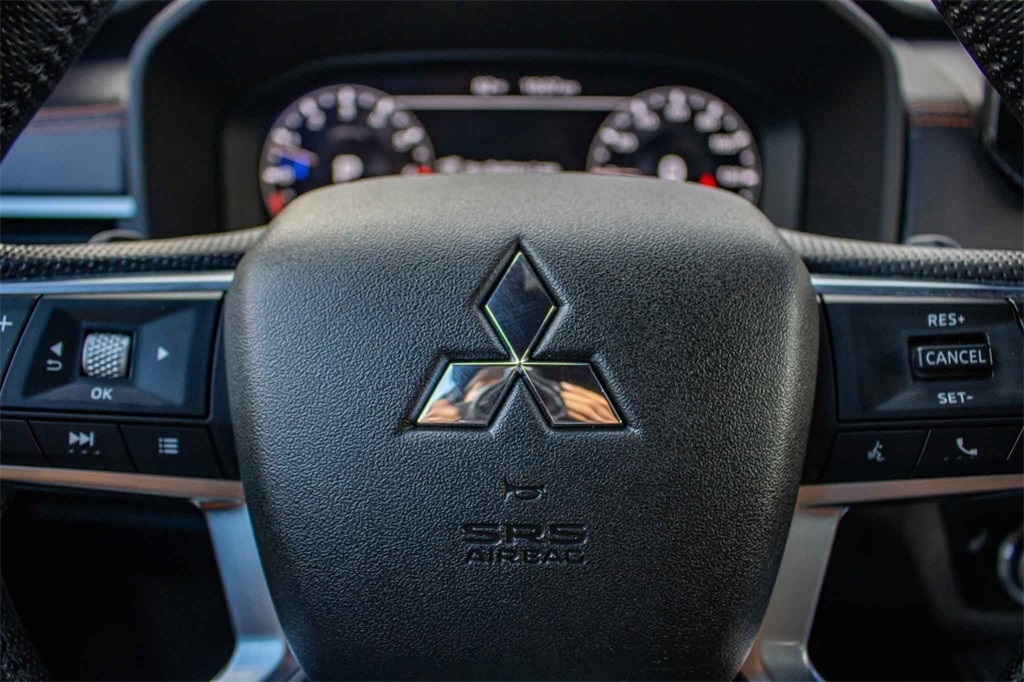 Used Car 2022 Mitsubishi Outlander  Sel For Sale Under $30,000 In San Marcos, Texas