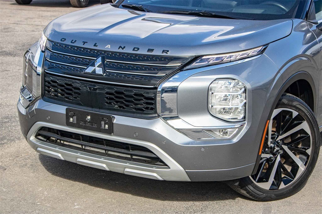 Used Car 2022 Mitsubishi Outlander  Sel For Sale Under $30,000 In San Marcos, Texas