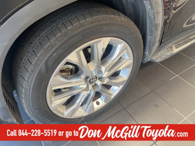 2020 Toyota Highlander Limited Black at Classic Elite Chevrolet Sugar Land