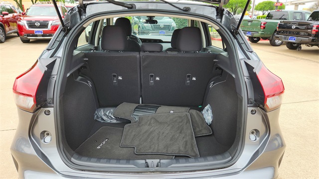 2025 Nissan Kicks Play