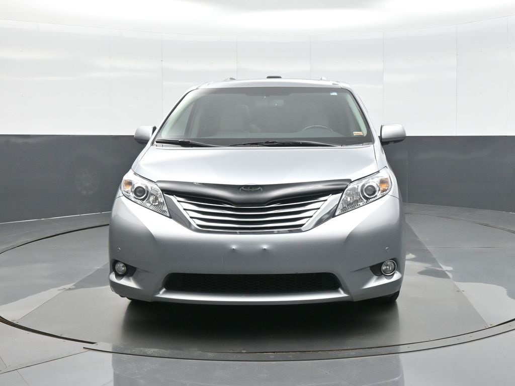 Used 2012 Toyota Sienna Limited with VIN 5TDDK3DC1CS047587 for sale in Kansas City