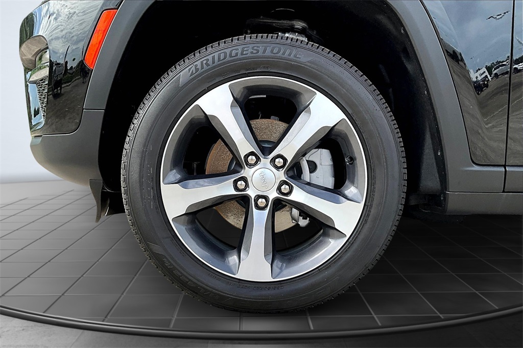 2025 Jeep Grand Cherokee Limited Black at River Oaks CDJR