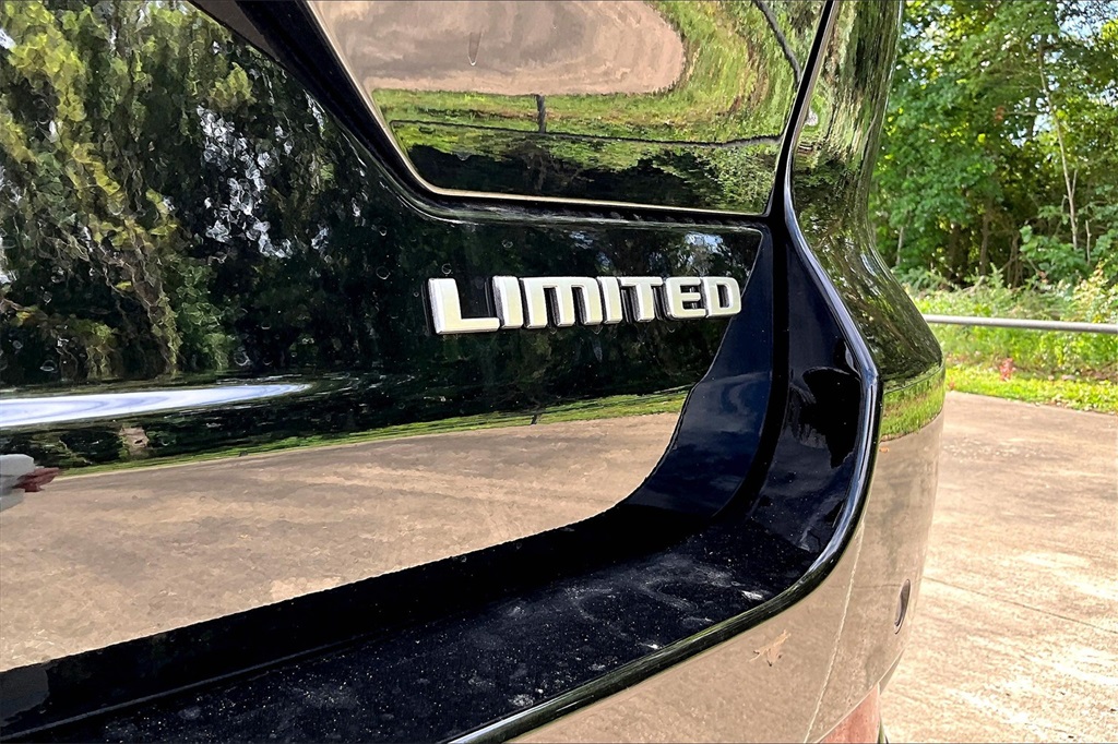 2025 Jeep Grand Cherokee Limited Black at River Oaks CDJR