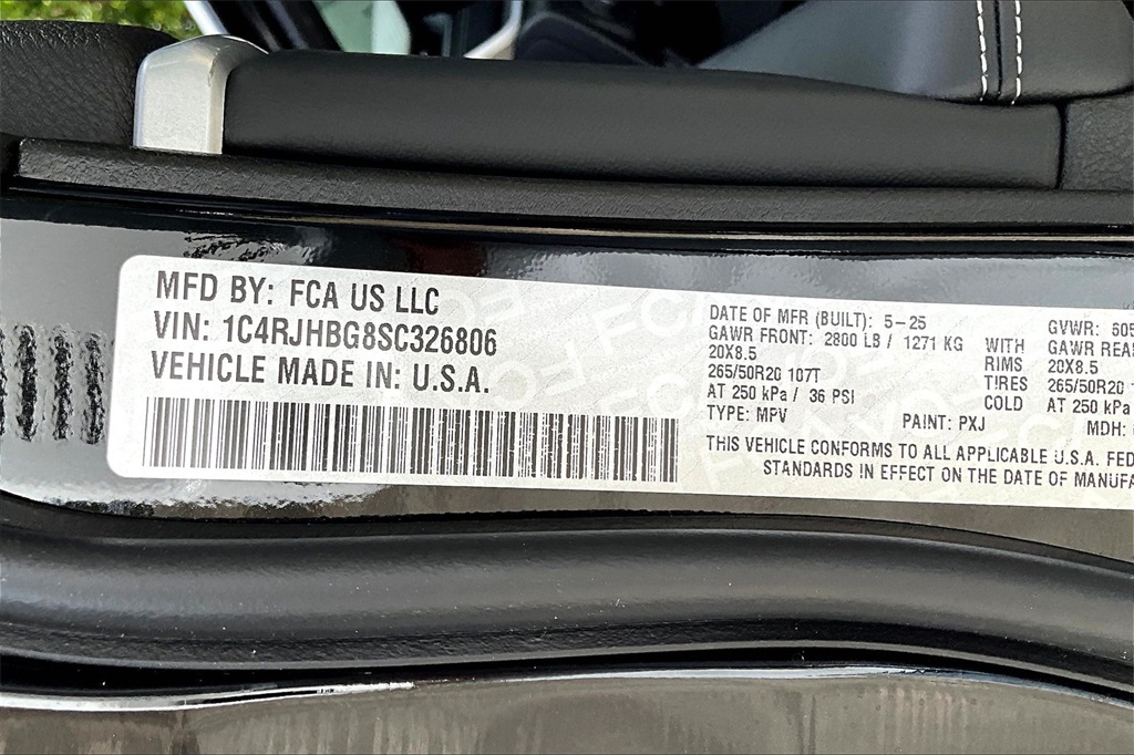 2025 Jeep Grand Cherokee Limited Black at River Oaks CDJR