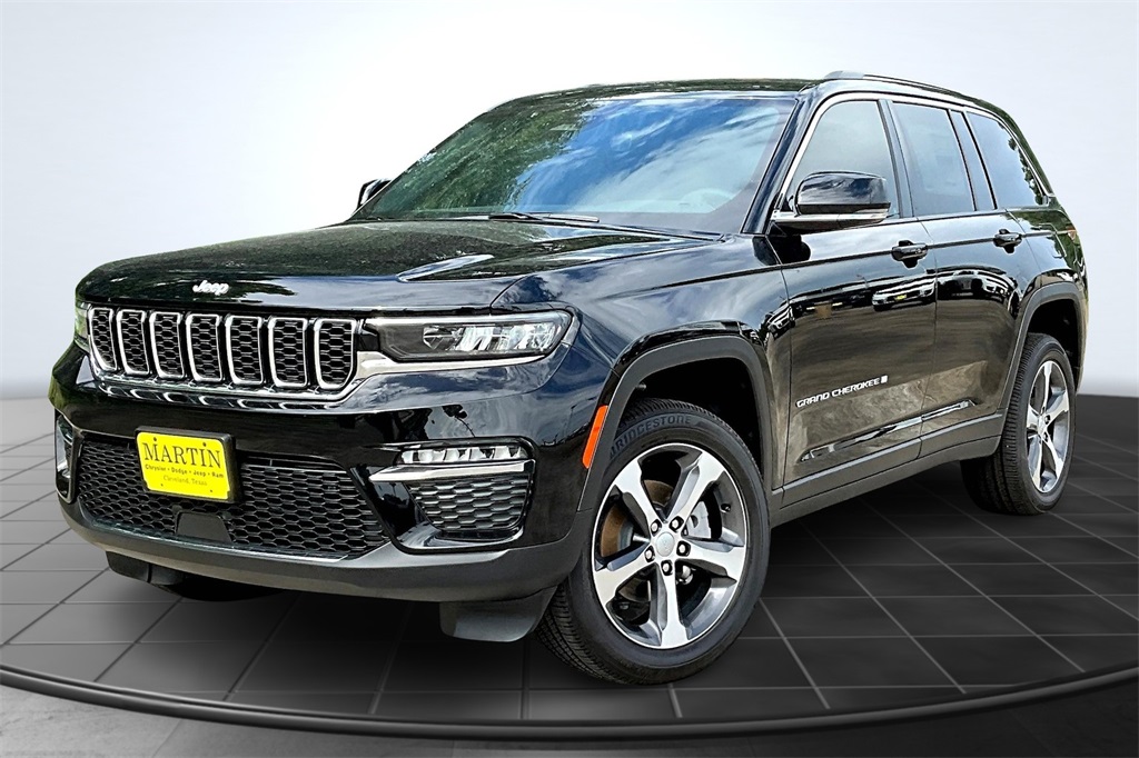 2025 Jeep Grand Cherokee Limited Black at River Oaks CDJR