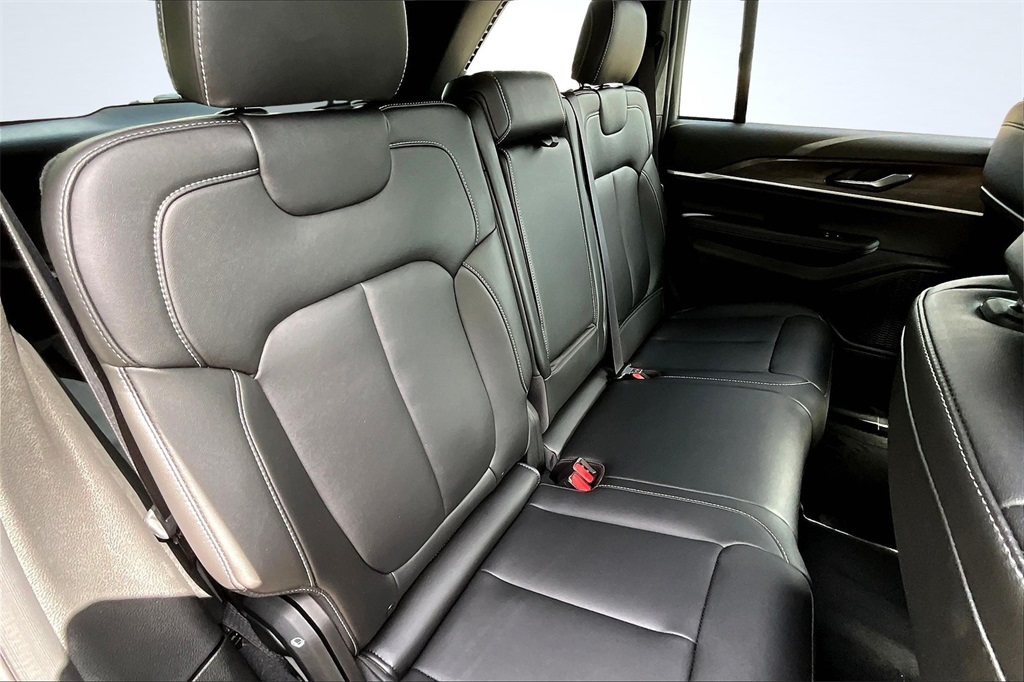 2025 Jeep Grand Cherokee Limited Black at River Oaks CDJR