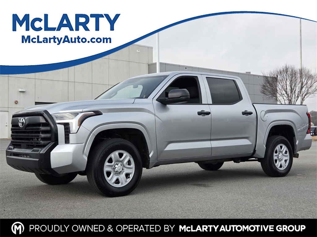 2025 Toyota Tundra SR CrewMax Cab 4WD