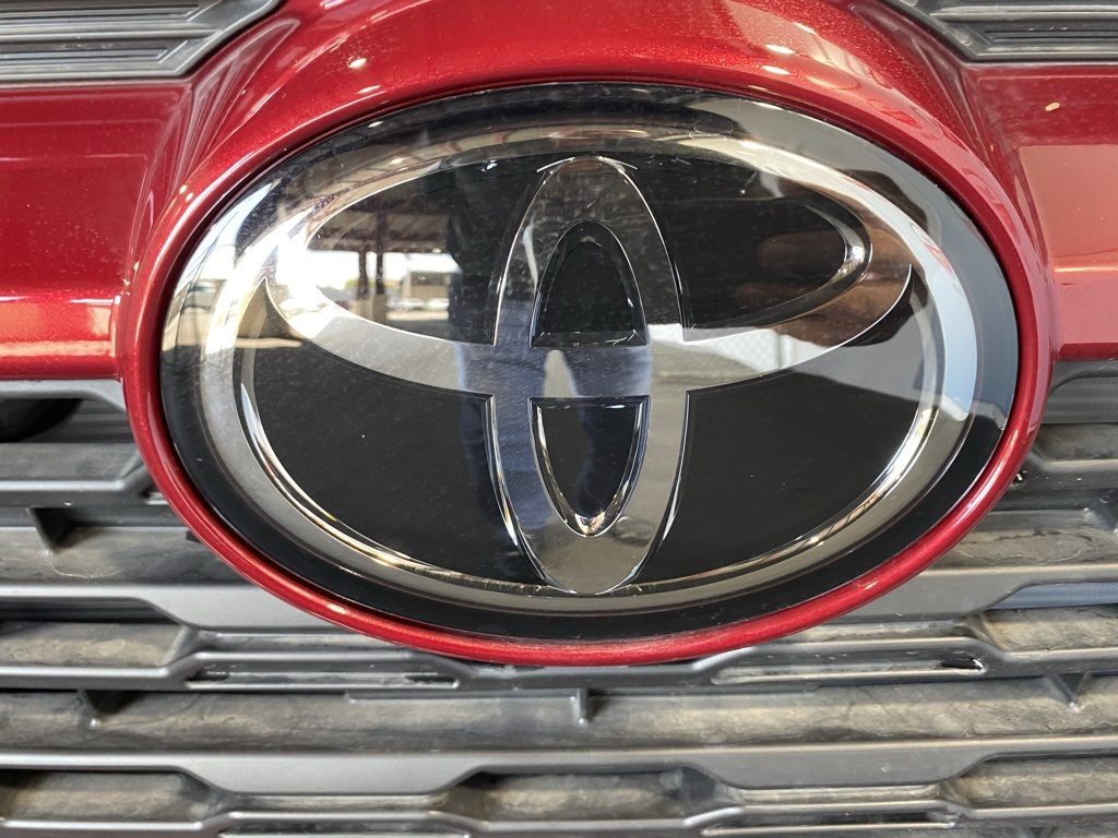 Thumbnail: 2025 Toyota RAV4 - 12