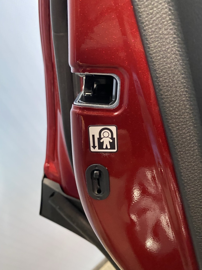 Thumbnail: 2025 Toyota RAV4 - 24