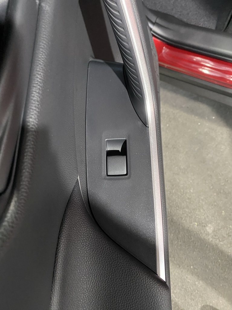 Thumbnail: 2025 Toyota RAV4 - 25