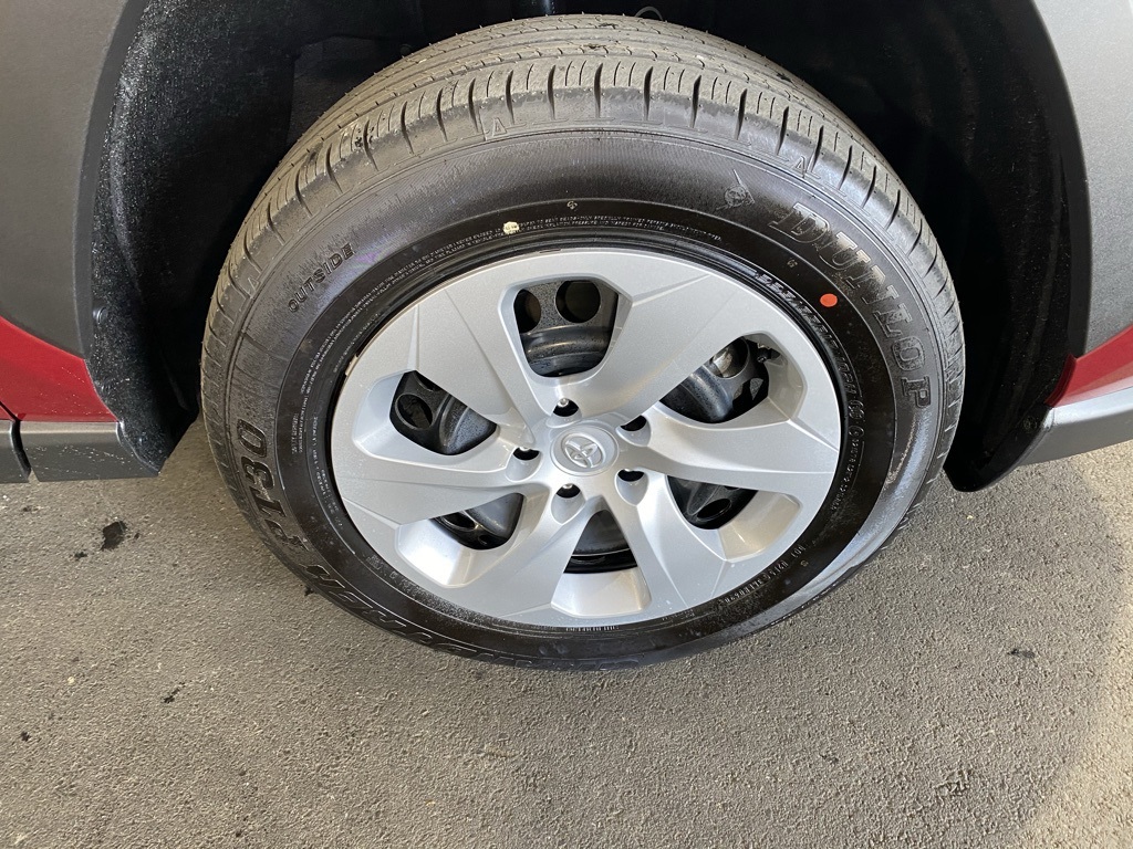 Thumbnail: 2025 Toyota RAV4 - 8