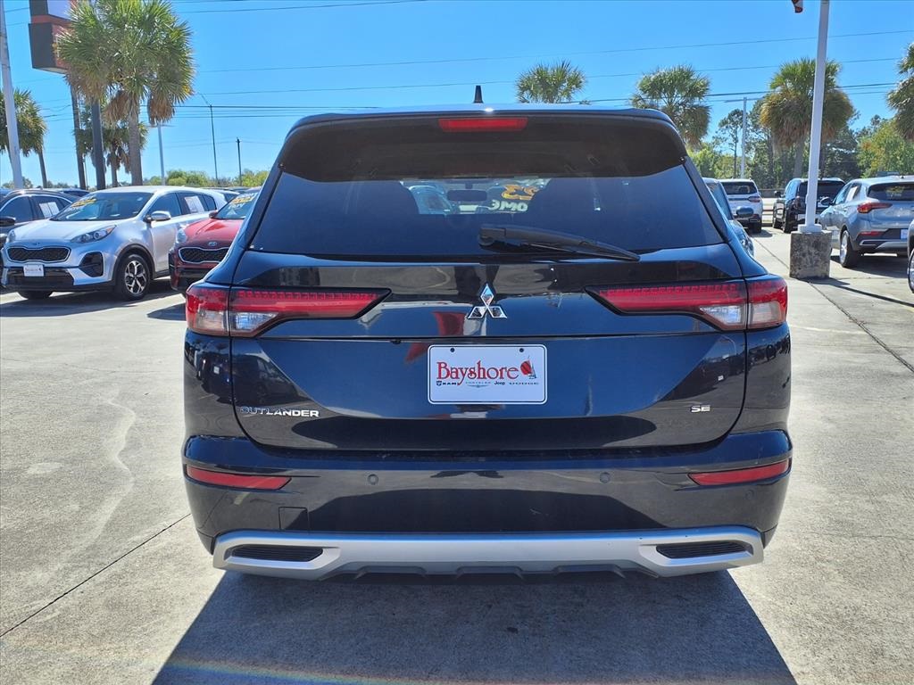 2023 Mitsubishi Outlander SE Black at Emmons Autoplex