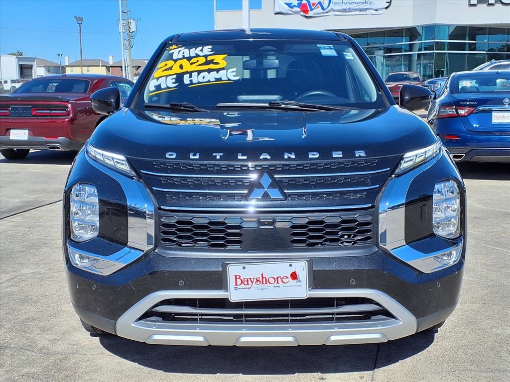 2023 Mitsubishi Outlander SE Black at Emmons Autoplex