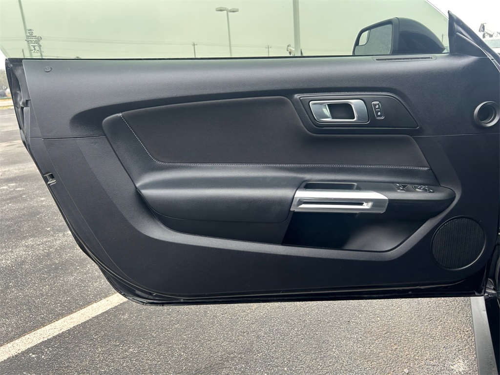 Used Car 2018 Ford Mustang  Ecoboost For Sale Under $20,000 In Floresville, Texas