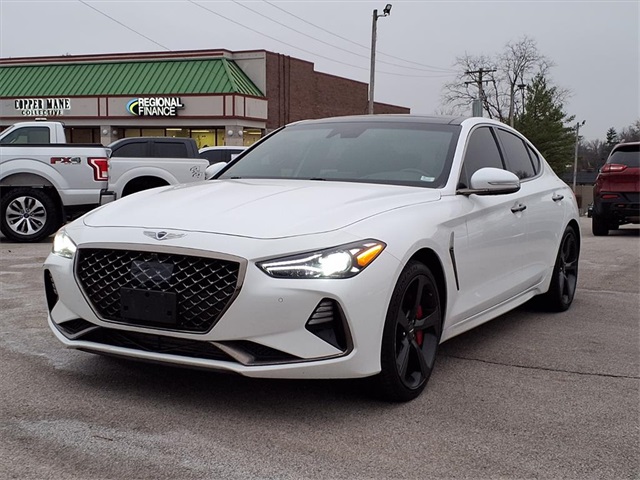2020 GENESIS G70 Standard's photo