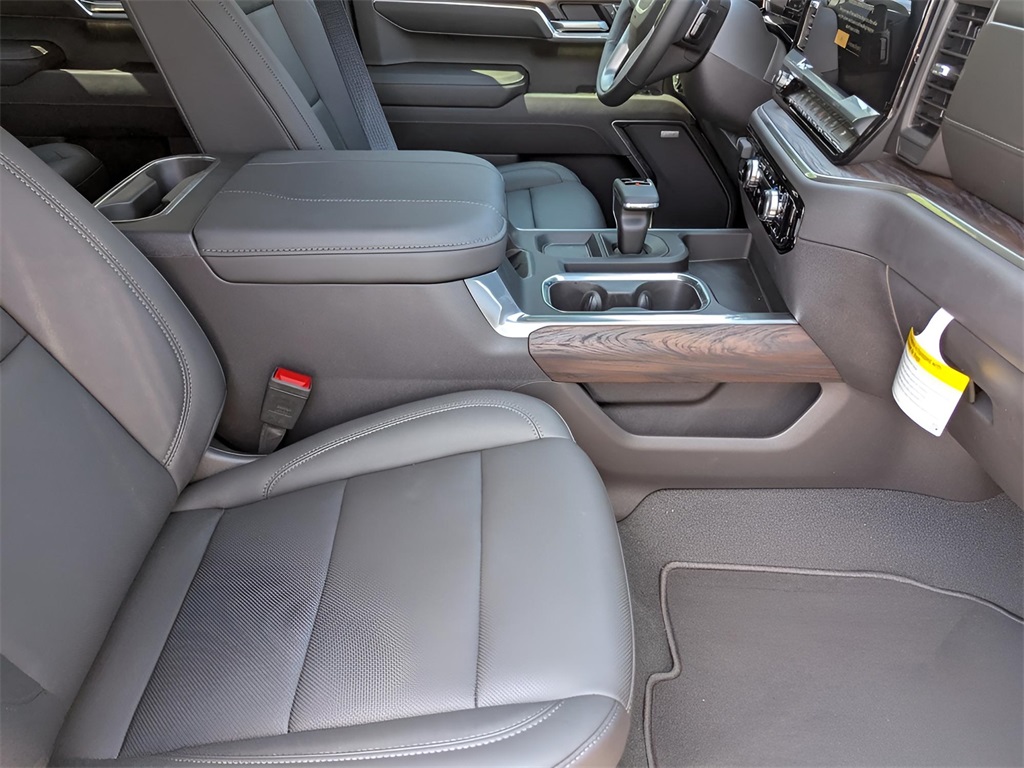 New Car 2025 Gmc Sierra 1500  Slt For Sale Under $60,000 In Austin, Texas