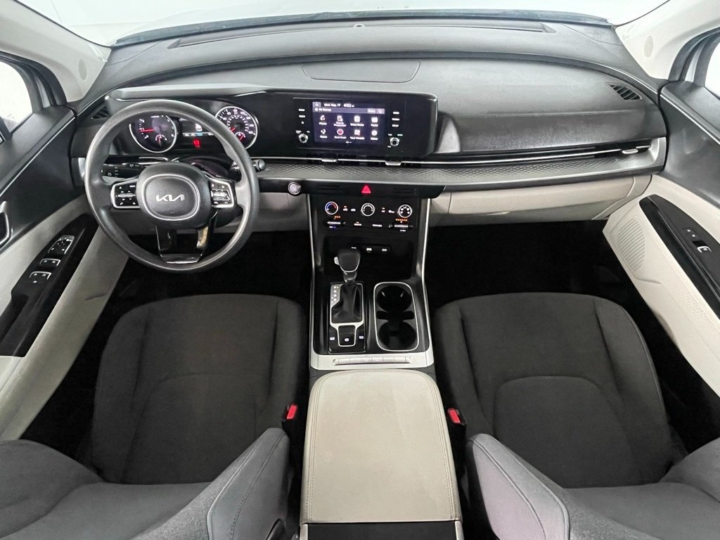 Thumbnail: 2024 Kia Carnival - 8