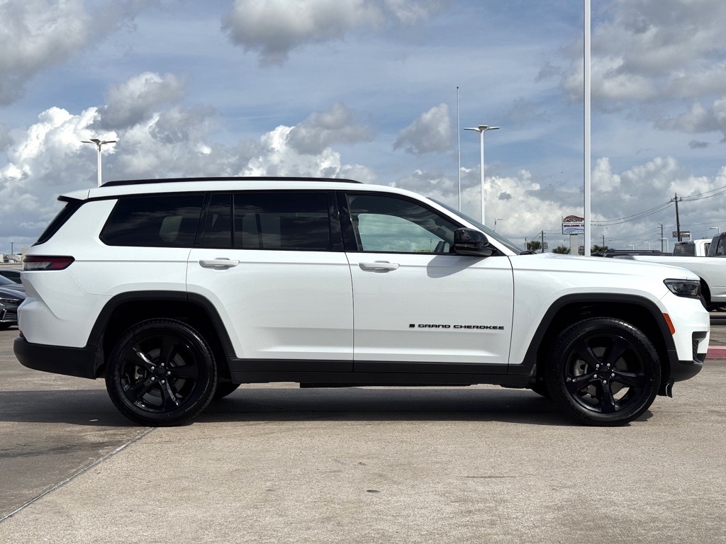 2023 Jeep Grand Cherokee L Altitude - 11