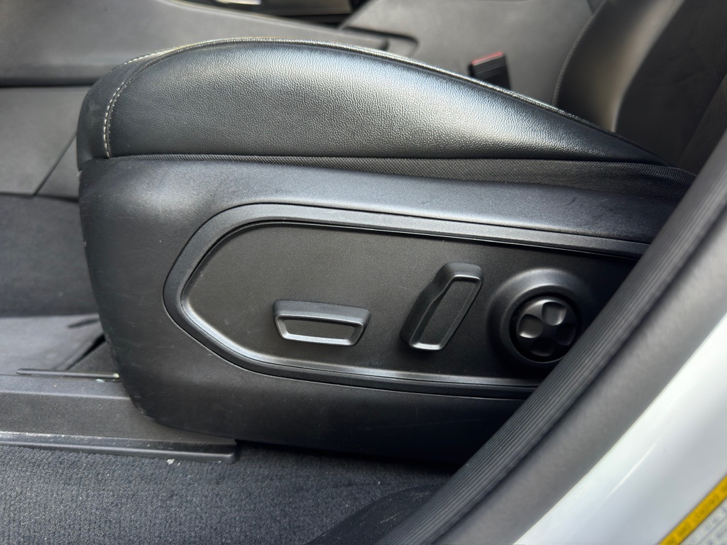 2023 Jeep Grand Cherokee L Altitude - 8