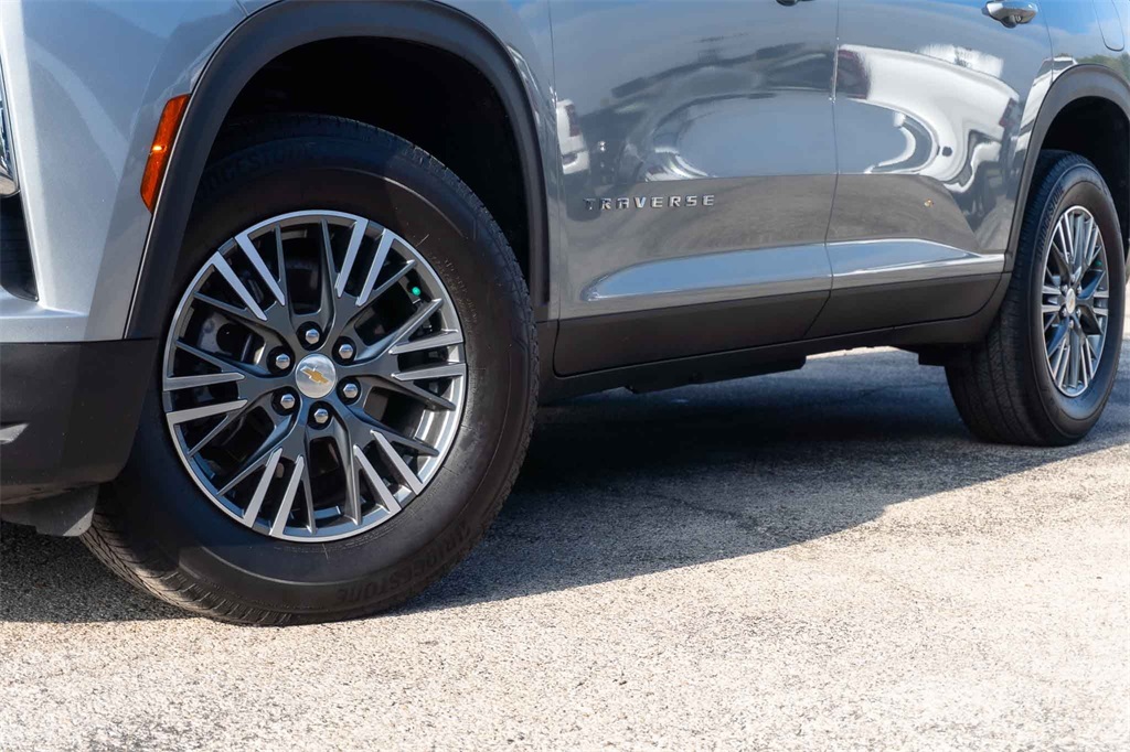 Used Car 2024 Chevrolet Traverse  Lt For Sale Under $50,000 In San Marcos, Texas