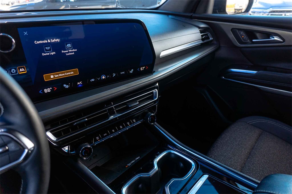 Used Car 2024 Chevrolet Traverse  Lt For Sale Under $50,000 In San Marcos, Texas