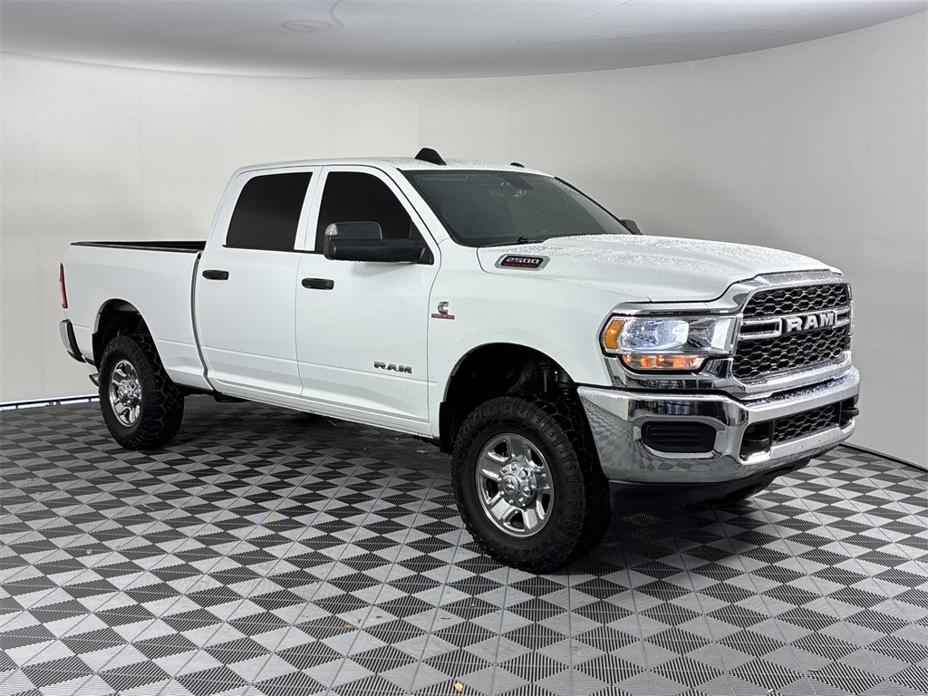 2022 RAM 2500 Tradesman Crew Cab 4WD