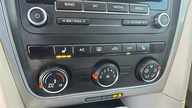 2015 Volkswagen Passat