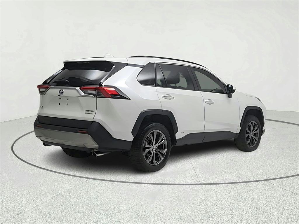 2022 Toyota RAV4 Hybrid Limited - 5
