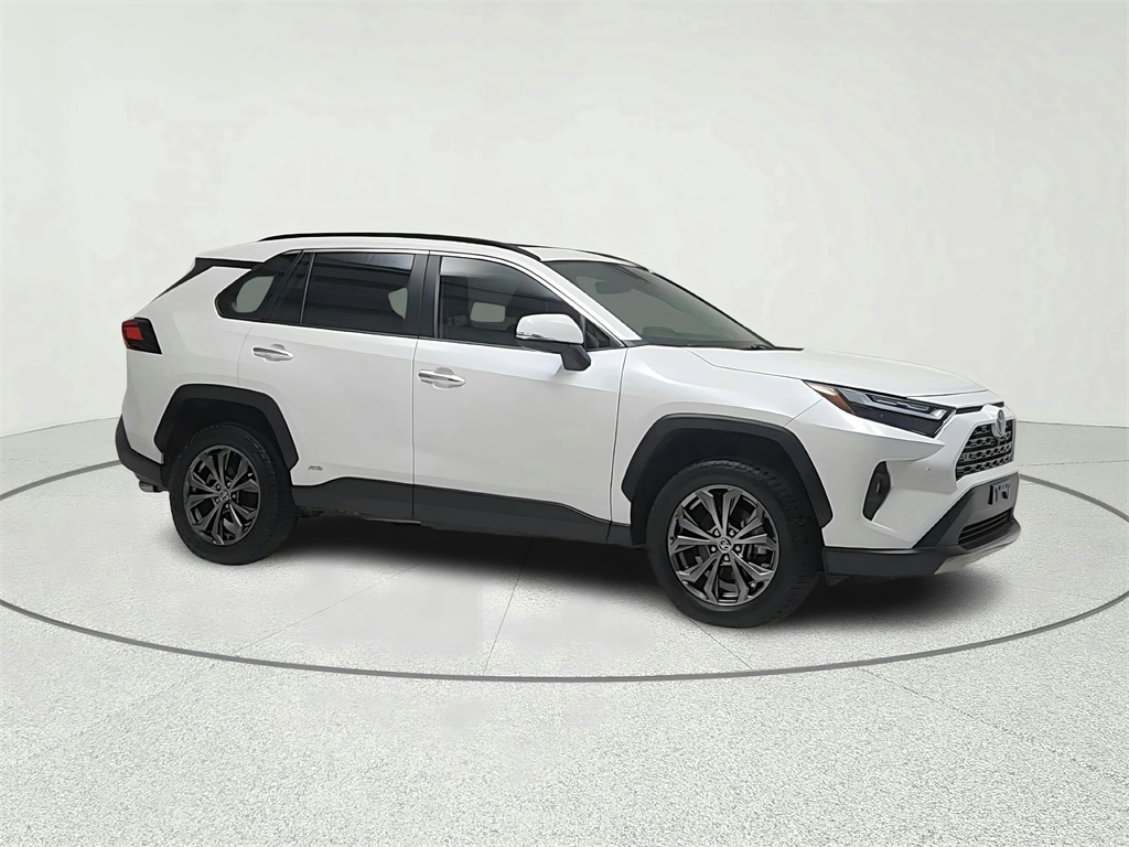 2022 Toyota RAV4 Hybrid Limited - 7