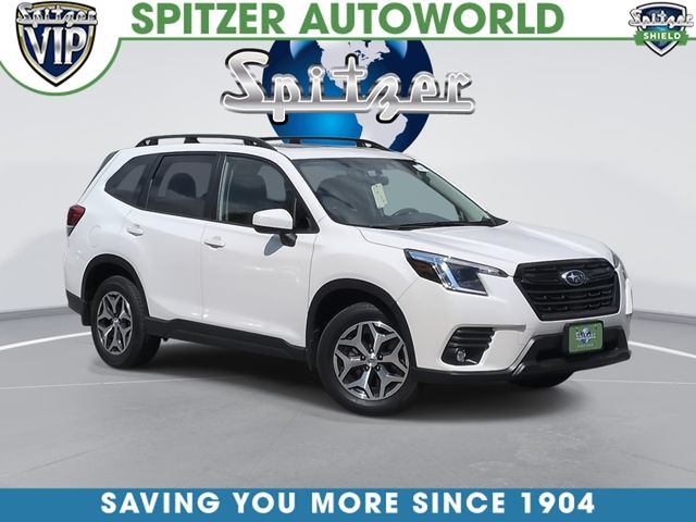 Crystal White Pearl 2024 Subaru Forester Premium Crossover AWD SUV / Crossover All-Wheel Drive Continuously Variable Transmission