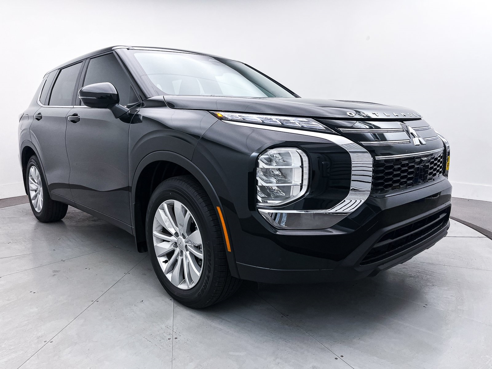 2025 Mitsubishi Outlander