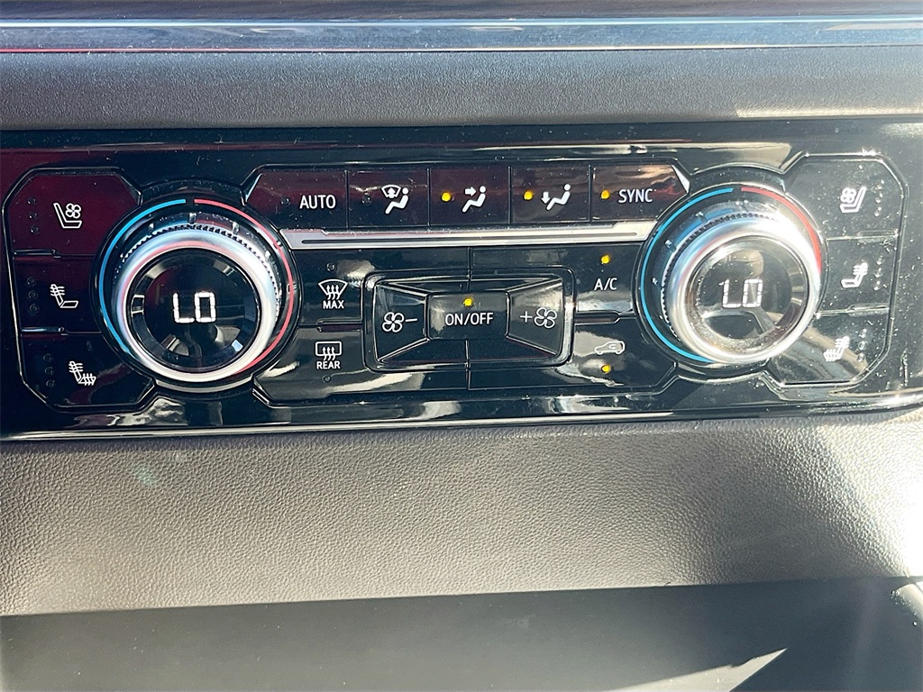 2023 GMC Sierra 1500 SLT White at AutoSavvy Houston Northwest