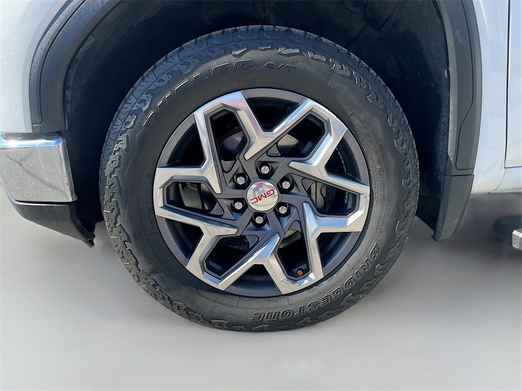 2023 GMC Sierra 1500 SLT White at AutoSavvy Houston Northwest