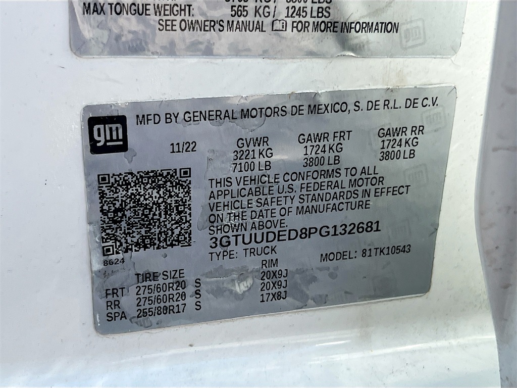 2023 GMC Sierra 1500 SLT White at AutoSavvy Houston Northwest