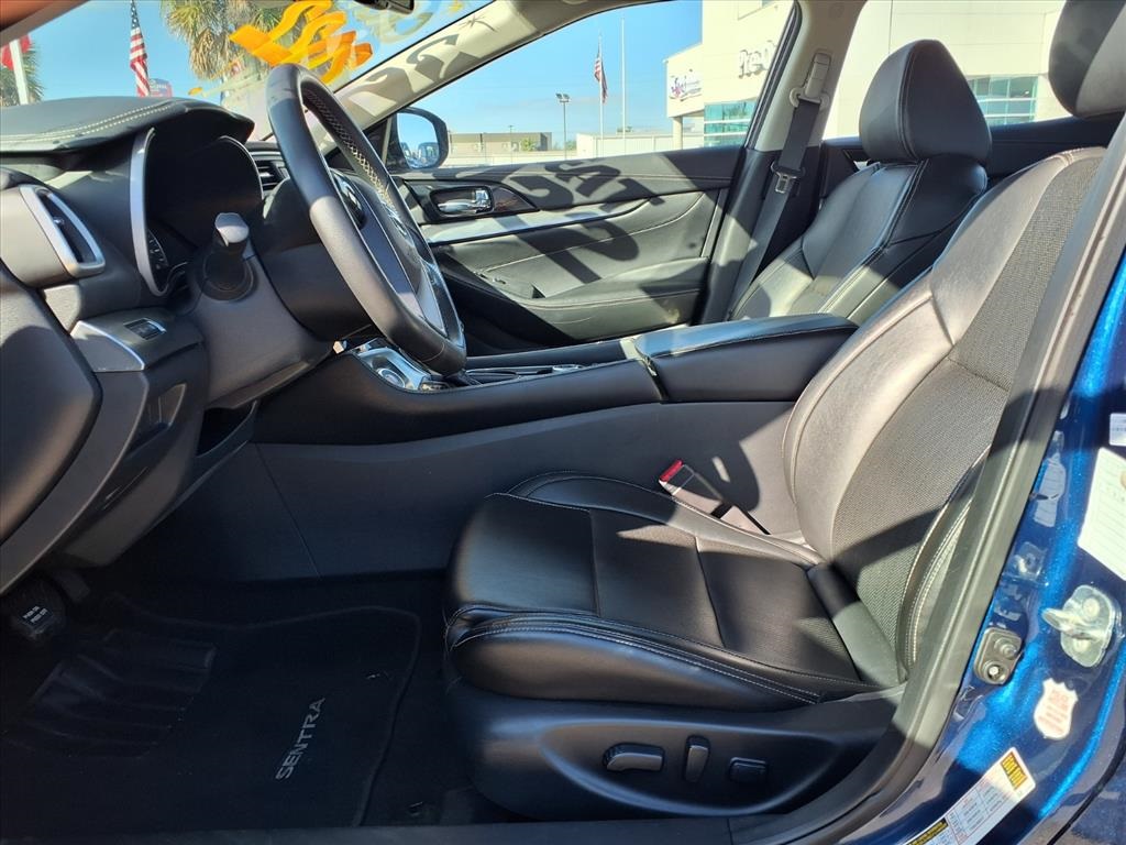 2022 Nissan Maxima SV - 5
