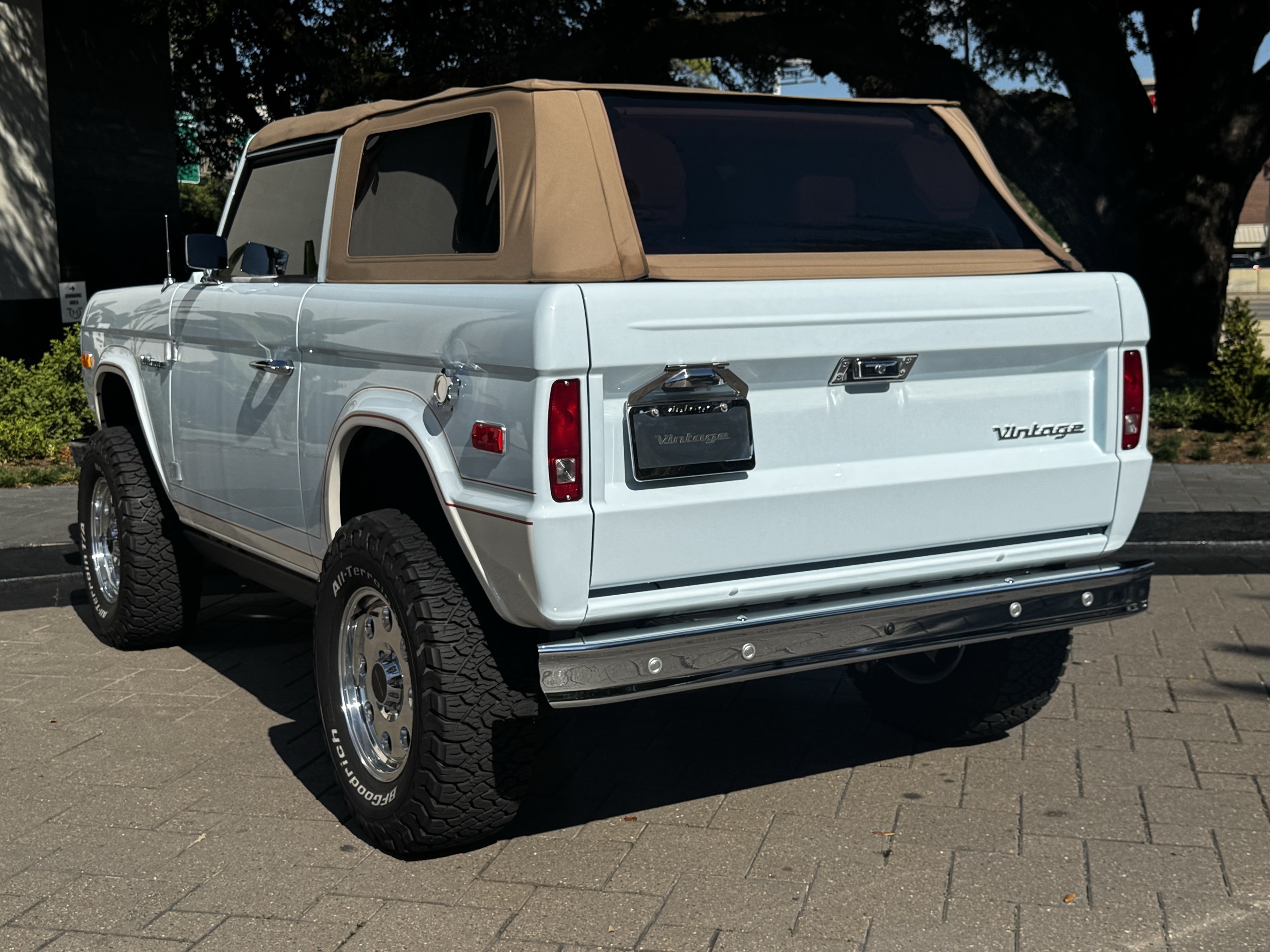 2024 Ford Bronco photo 3