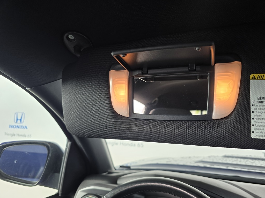 Thumbnail: 2023 Toyota Tacoma - 15