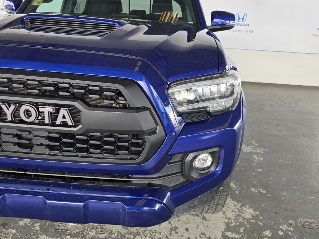 Thumbnail: 2023 Toyota Tacoma - 29