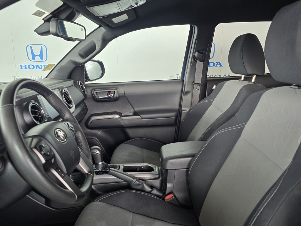 Thumbnail: 2023 Toyota Tacoma - 8