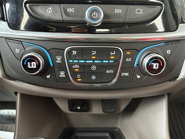 Used Car 2019 Chevrolet Traverse  Premier For Sale Under $25,000 In San Antonio, Texas
