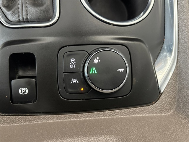 Used Car 2019 Chevrolet Traverse  Premier For Sale Under $25,000 In San Antonio, Texas