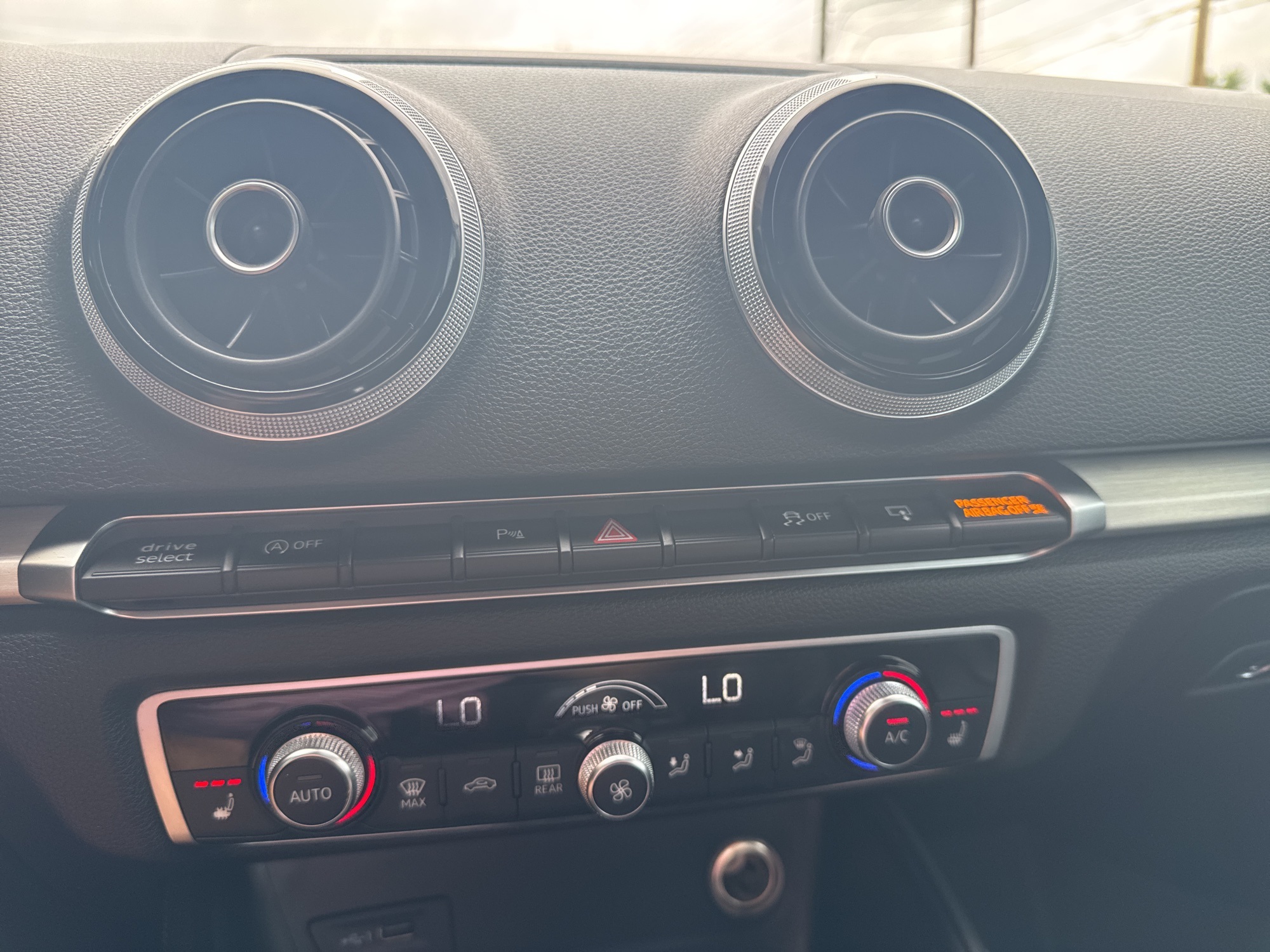 2019 Chevrolet Sonic LT photo 51