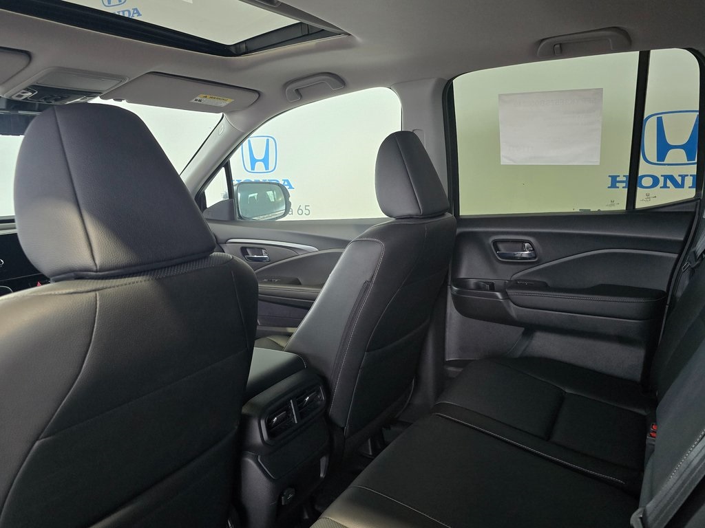 Thumbnail: 2025 Honda Ridgeline - 18