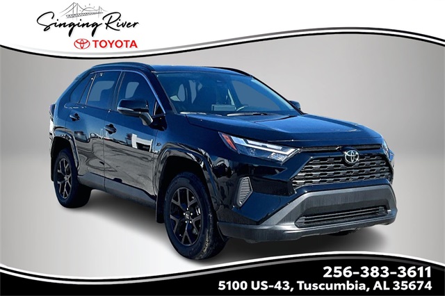 2025 Toyota RAV4 XLE FWD