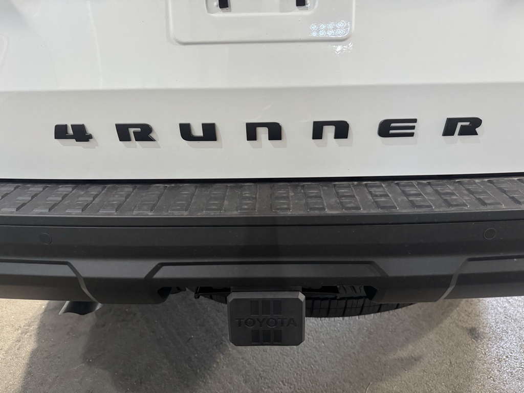 Thumbnail: 2025 Toyota 4Runner - 19