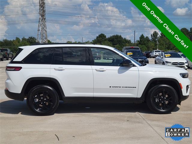 2024 Jeep Grand Cherokee Altitude X - 2