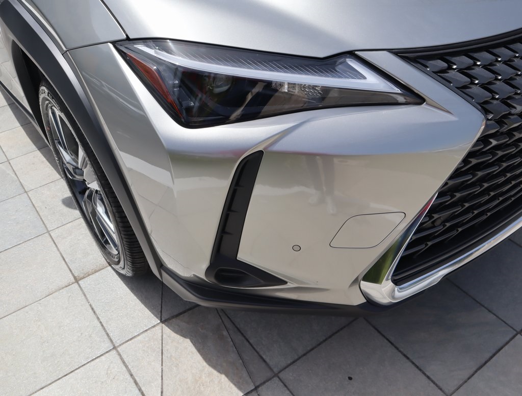 Thumbnail: 2025 Lexus UX - 17