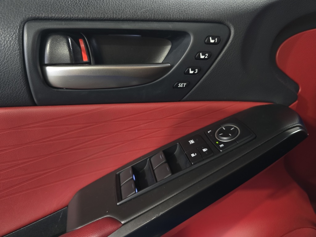 Thumbnail: 2023 Lexus IS - 13