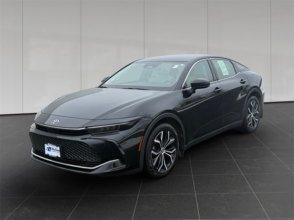 2023 Toyota Crown Limited AWD